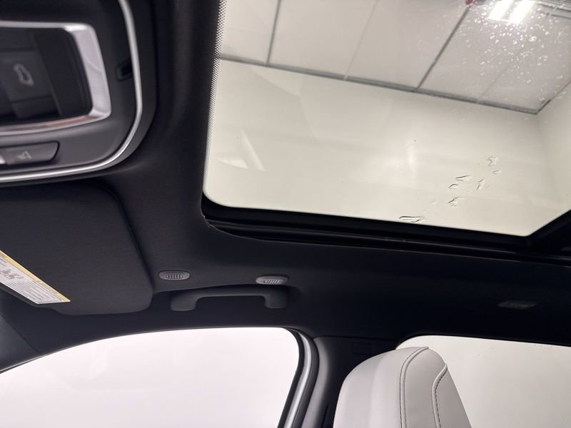 New 2026 Jeep Cherokee Limited image 36