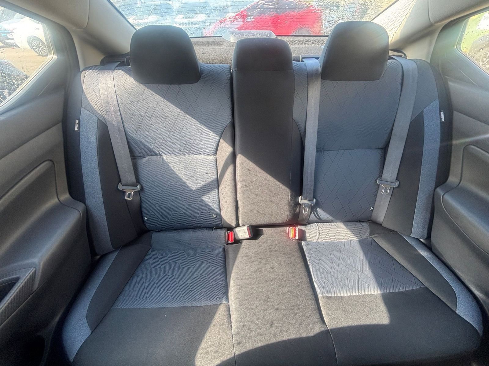 Used 2025 Nissan Versa SV image 38