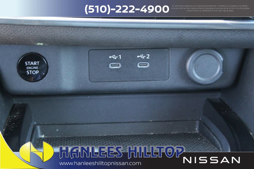 Used 2025 Nissan Rogue SV FWD image 25