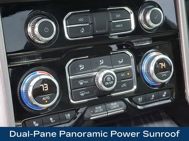 Used 2022 GMC Yukon XL Denali image 14