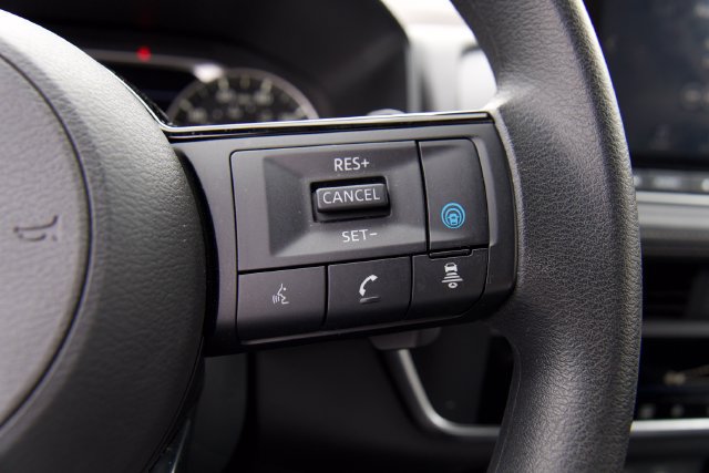 Used 2023 Nissan Rogue SV AWD/4WD image 21