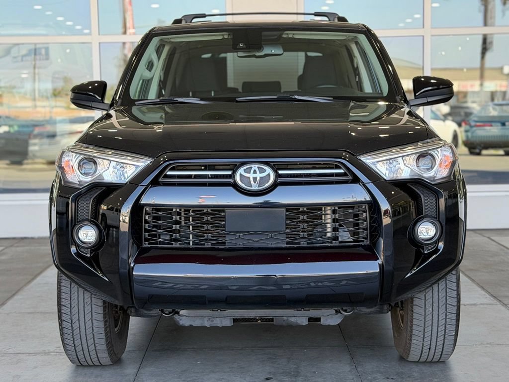 Used 2021 Toyota 4Runner SR5 AWD/4WD image 5