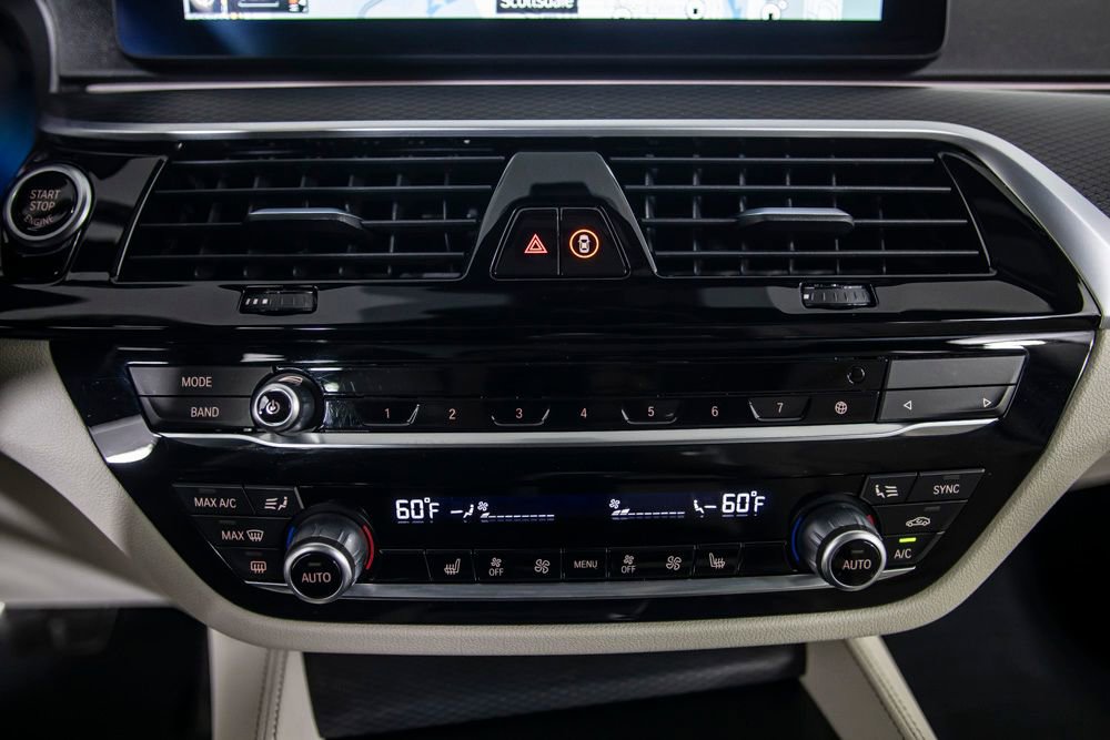 Used 2023 BMW 540i w/ M Sport Package image 34