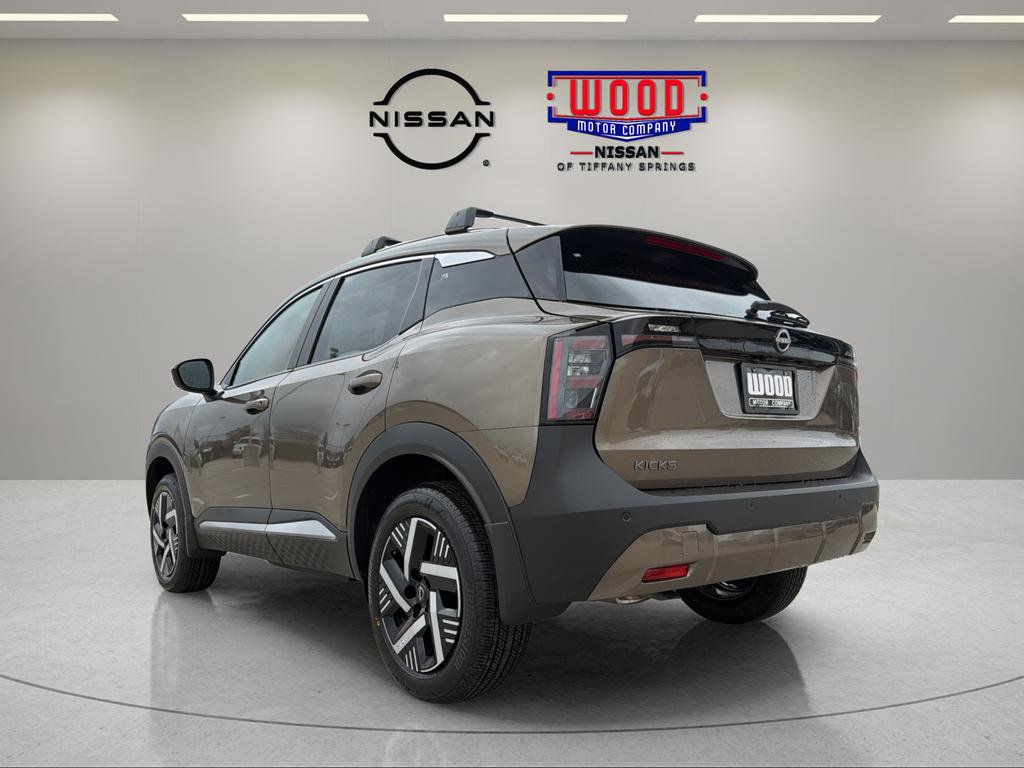 New 2026 Nissan Kicks SV w/ Charging Package FWD image 4