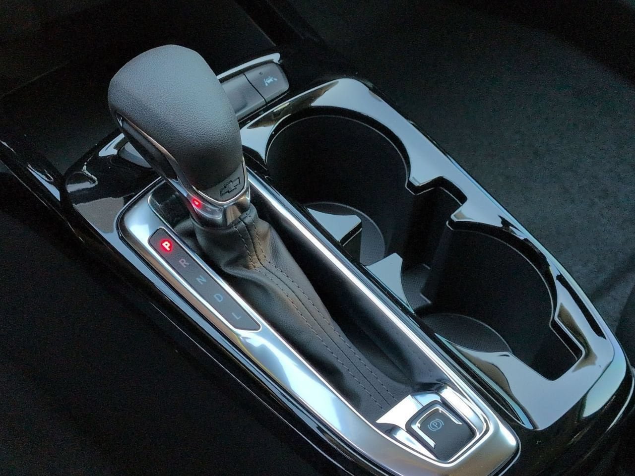 New 2026 Chevrolet Trax LT w/ Driver Confidence Package FWD image 16