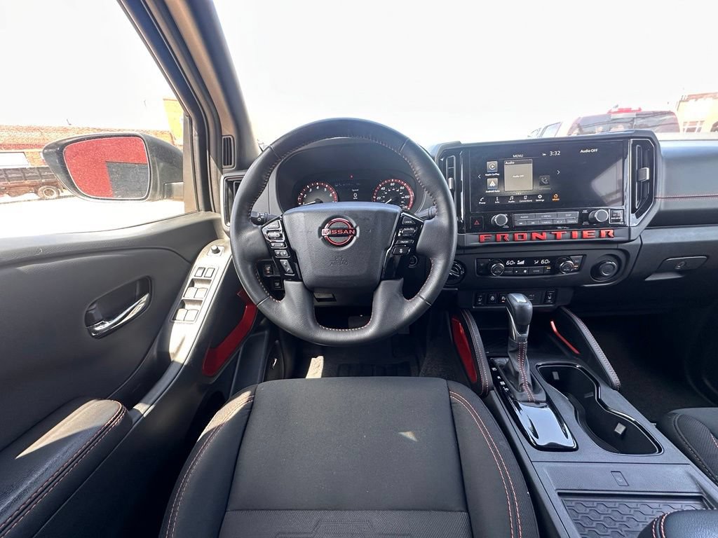 Used 2025 Nissan Frontier PRO-4X w/ Pro Convenience Package AWD/4WD image 18