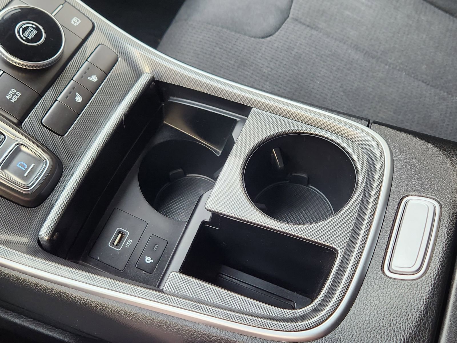 Used 2023 Hyundai Santa Fe SEL image 25