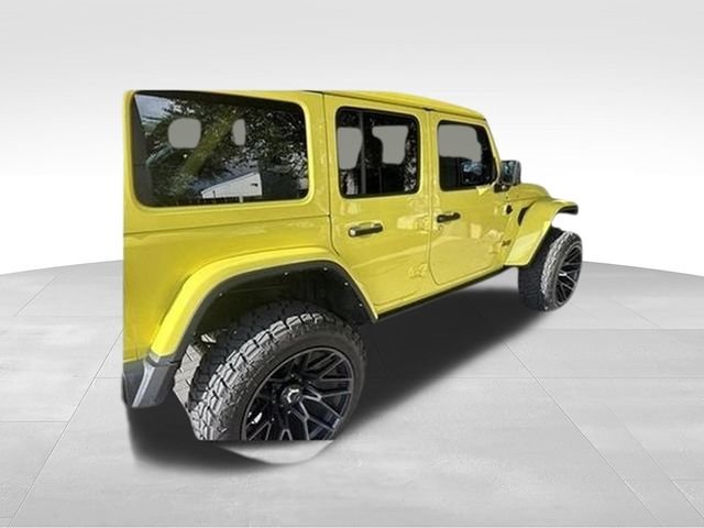 Used 2022 Jeep Wrangler Unlimited Rubicon w/ Trailer Tow Package AWD/4WD image 5
