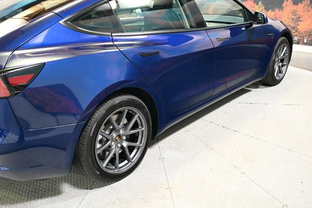 Used 2023 Tesla Model 3 Standard Range RWD image 8