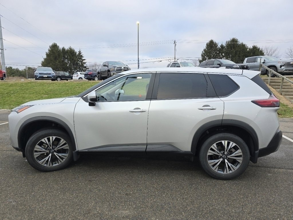 Certified 2023 Nissan Rogue SV image 19