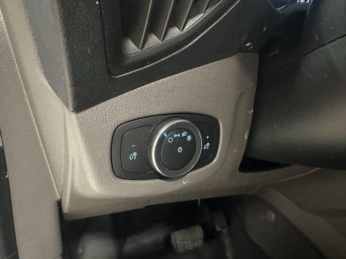 Used 2022 Ford Transit Connect XL FWD image 23