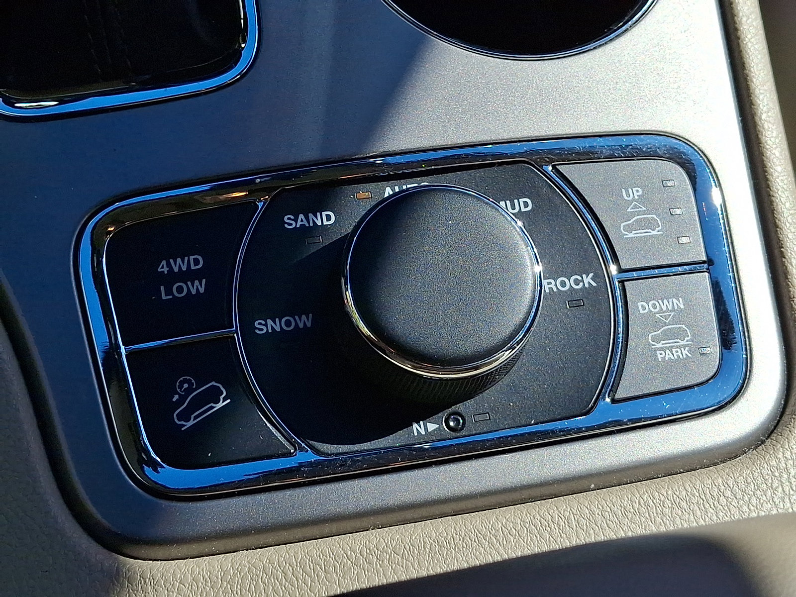 Used 2021 Jeep Grand Cherokee Overland image 29