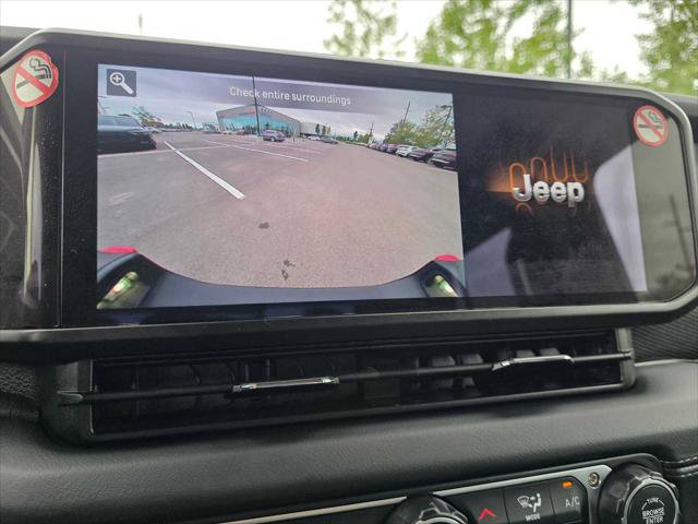 Used 2026 Jeep Gladiator Rubicon AWD/4WD image 28