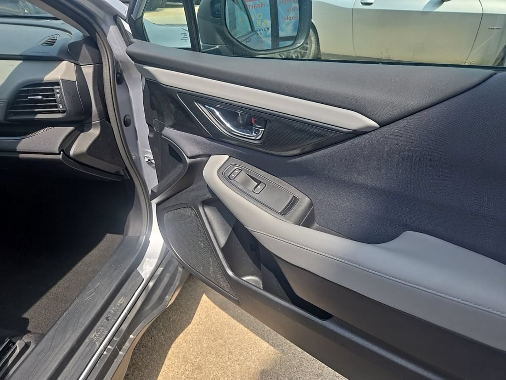 Used 2023 Subaru Outback Premium AWD/4WD image 68