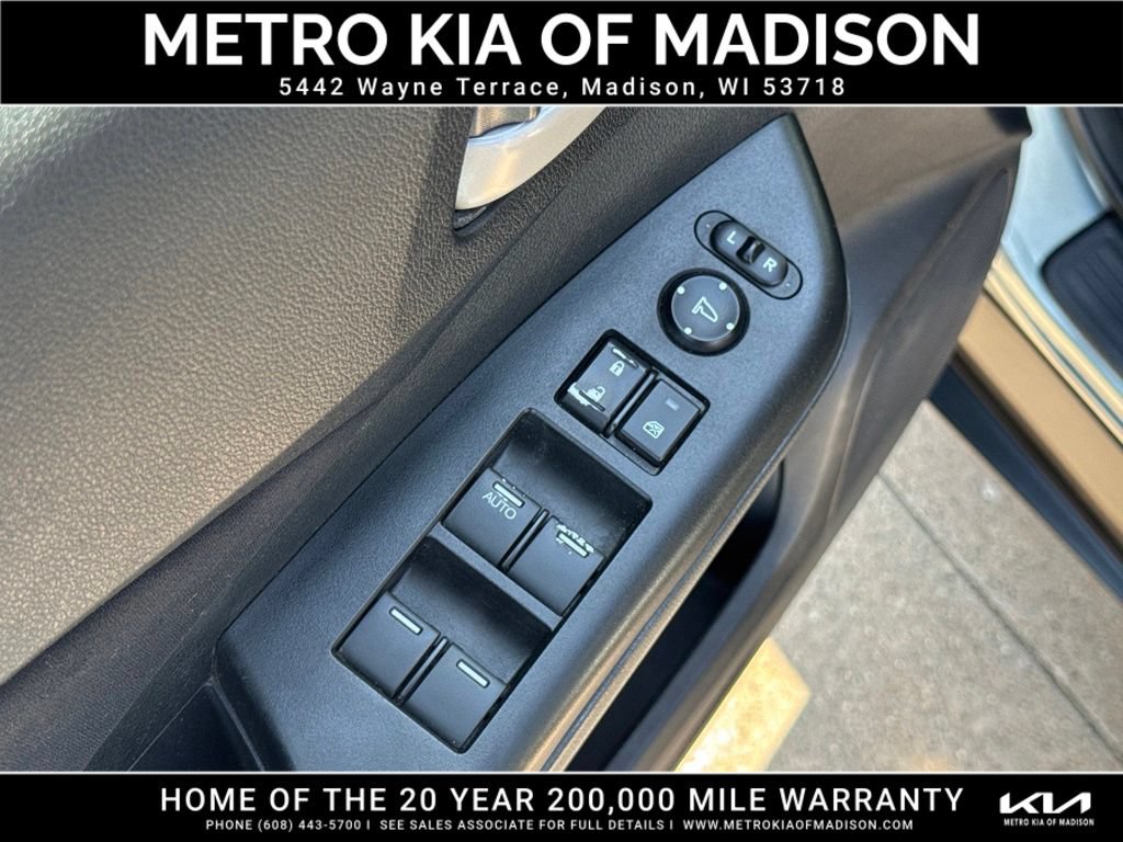 Used 2012 Honda CR-V EX image 11