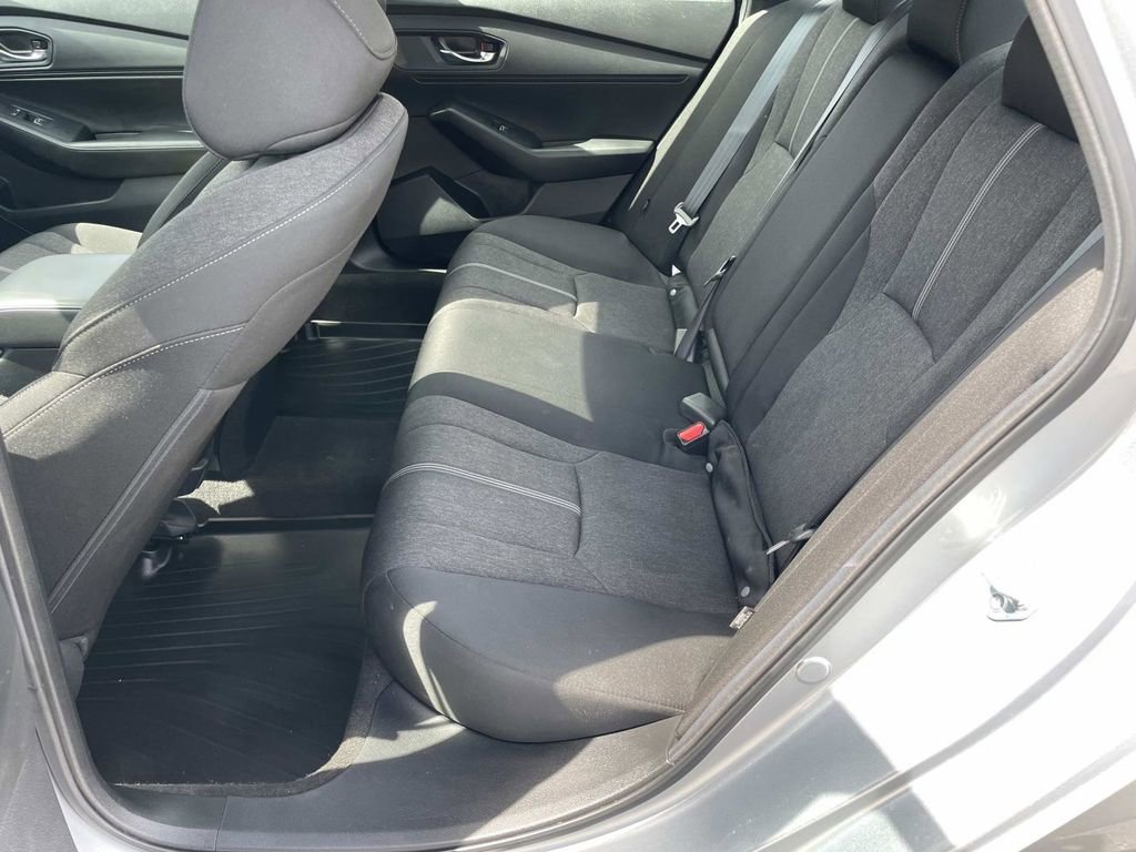Used 2024 Honda Accord Sport image 11