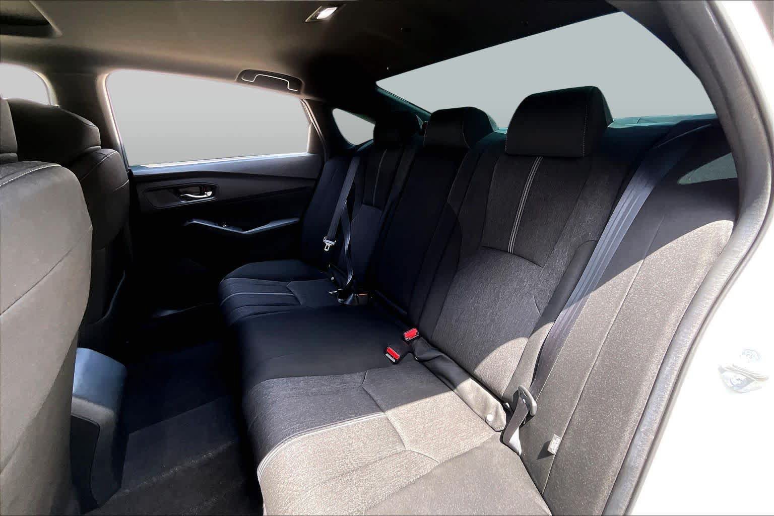 Used 2023 Honda Accord Sport image 38