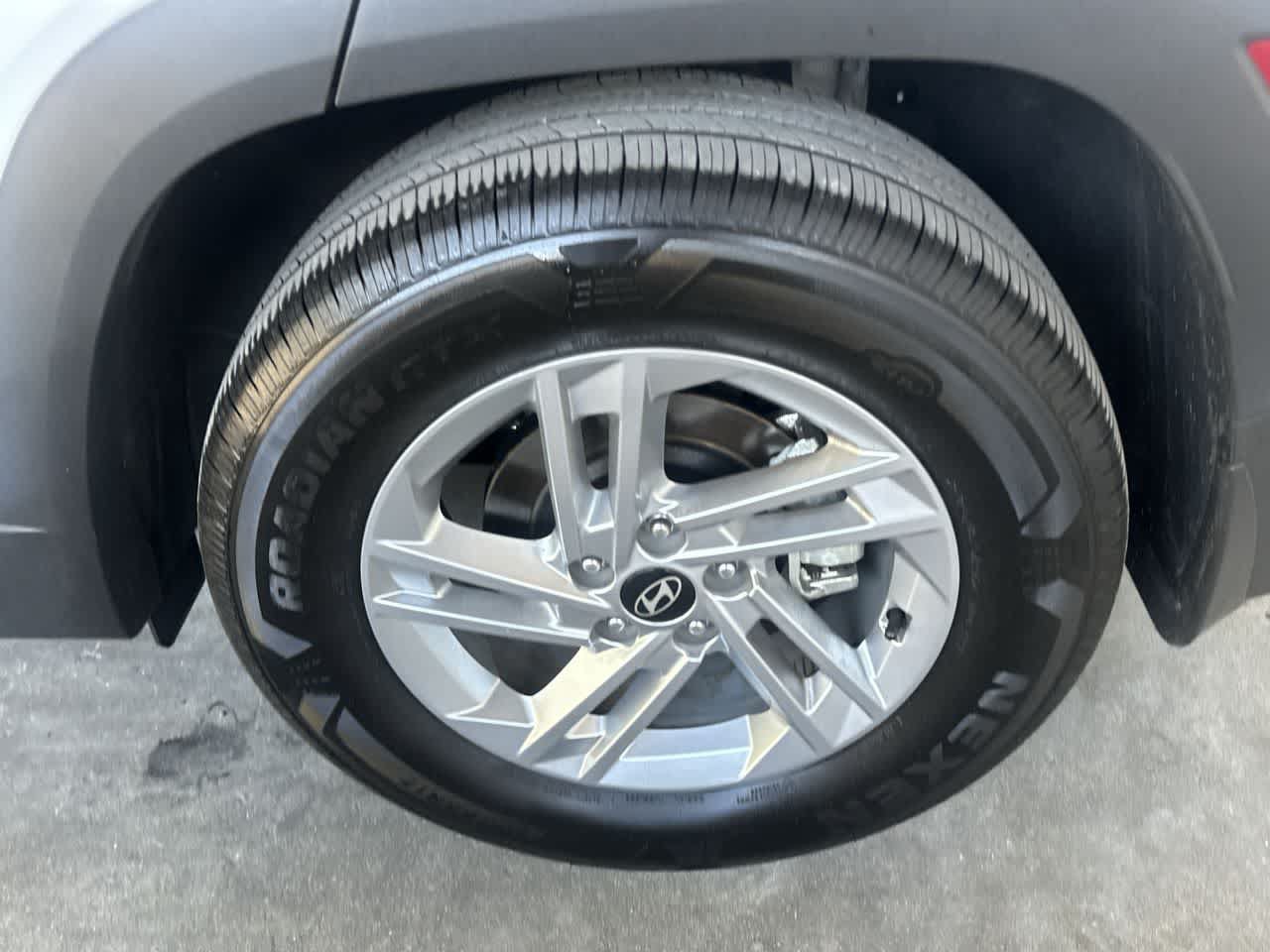 Used 2026 Hyundai Tucson SE FWD image 11
