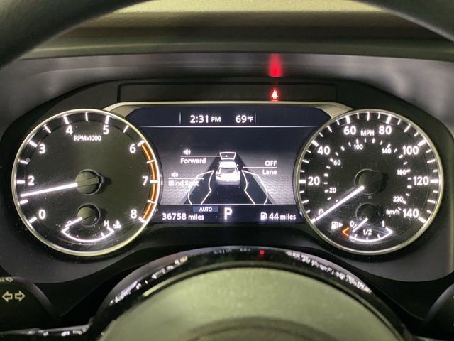 Used 2023 Nissan Rogue SV AWD/4WD image 11