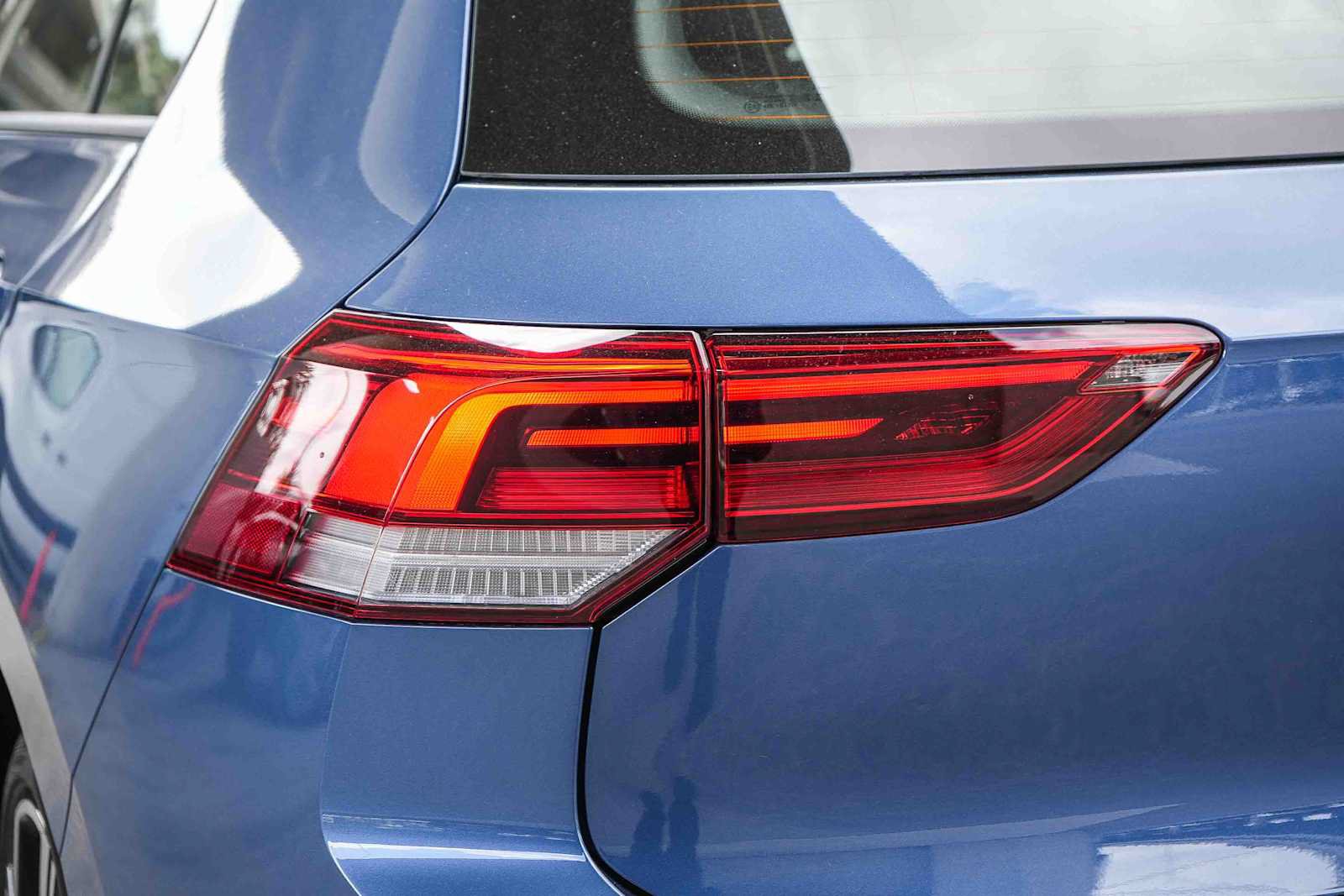 New 2026 Volkswagen GTI SE FWD image 9