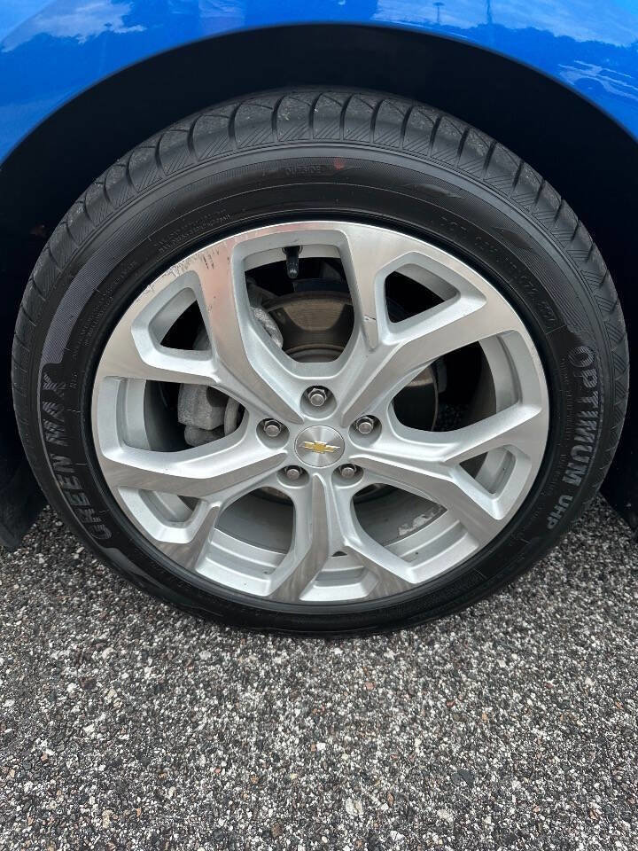 Used 2016 Chevrolet Volt Premier w/ Driver Confidence Package image 39