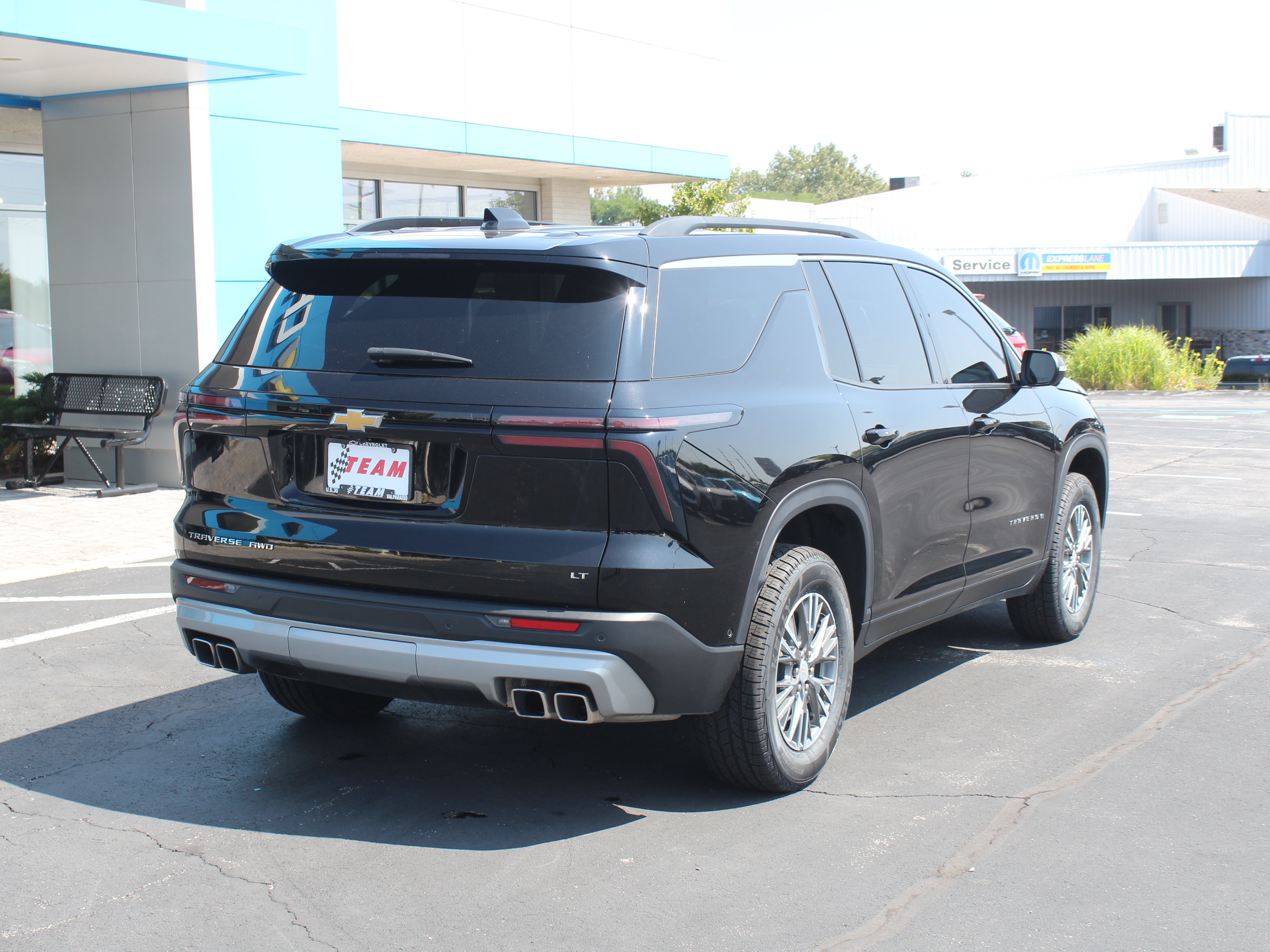 Certified 2024 Chevrolet Traverse LT w/ Enhanced Driving Package AWD/4WD image 7