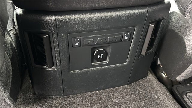 Used 2017 RAM 1500 Limited image 14