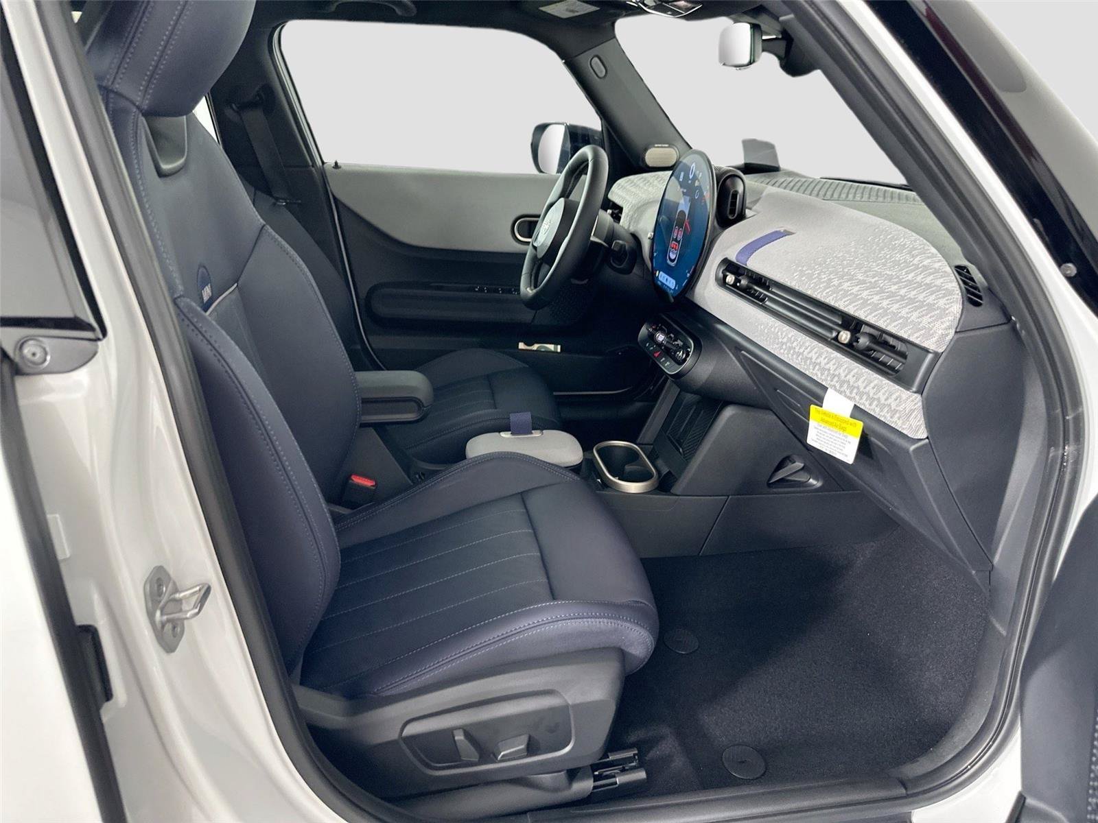 Used 2025 MINI Cooper S FWD image 22