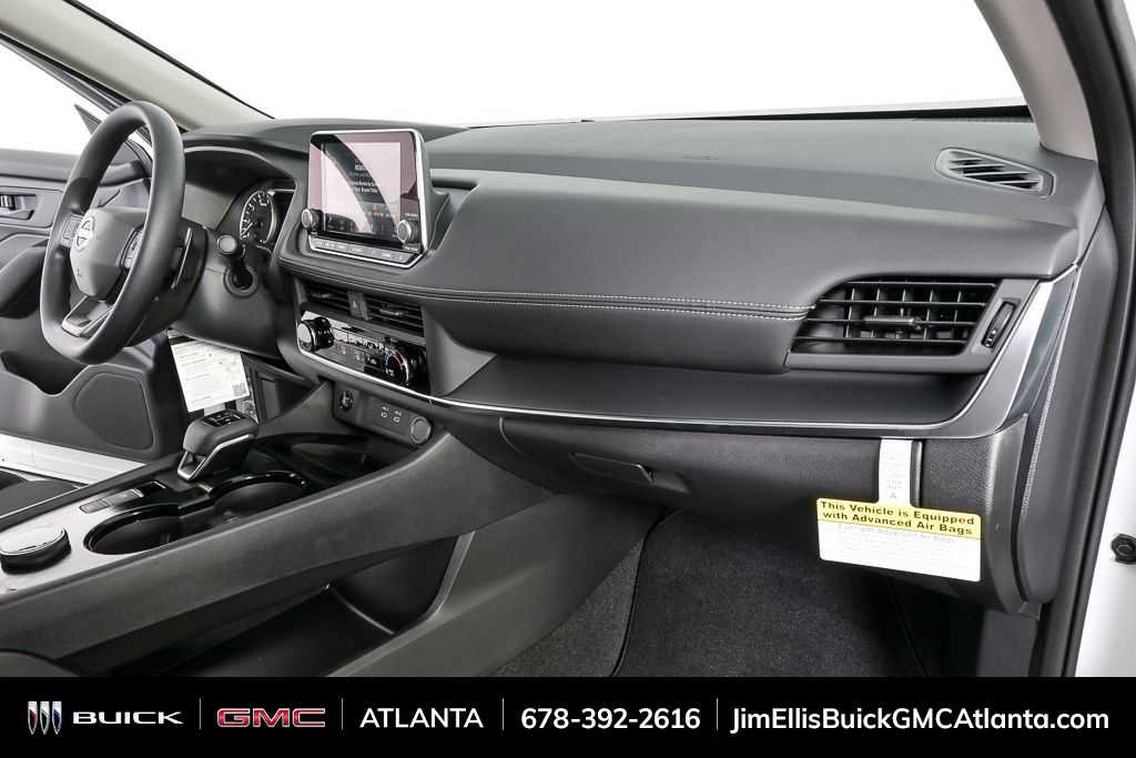 Used 2026 Nissan Rogue S image 21