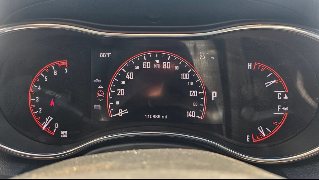Used 2017 Dodge Durango SXT w/ 3rd Row Seating Group RWD image 33