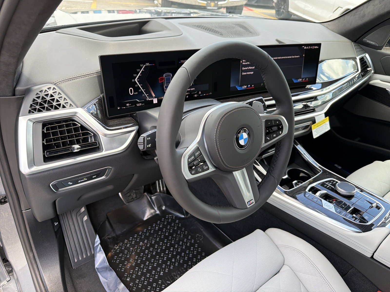 New 2027 BMW X7 xDrive40i w/ M Sport Package AWD/4WD image 25
