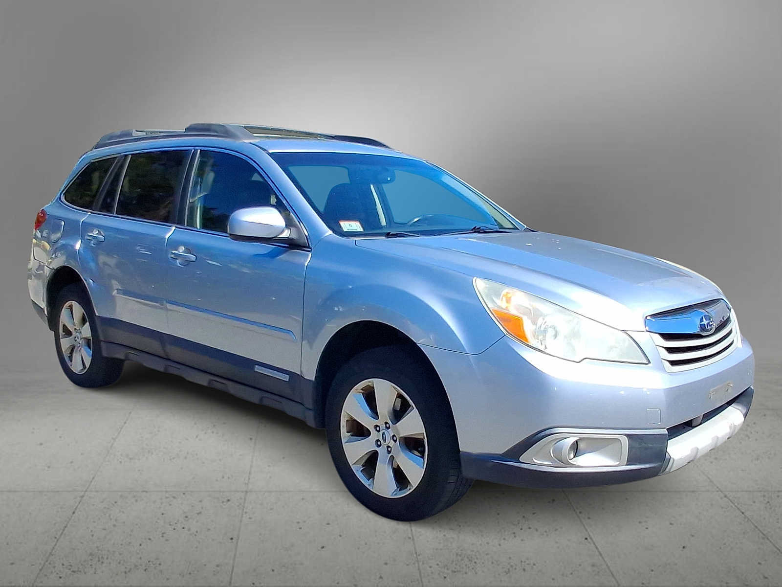 Used 2012 Subaru Outback 2.5i Limited AWD/4WD image 2