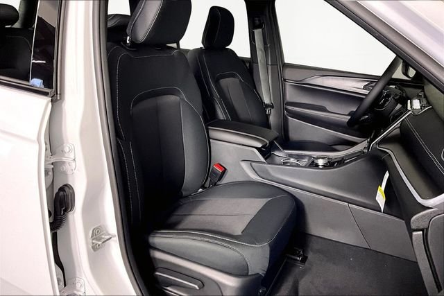 New 2026 Jeep Grand Cherokee Laredo X AWD/4WD image 12