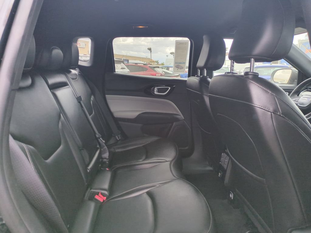 Used 2025 Jeep Compass Limited AWD/4WD image 28