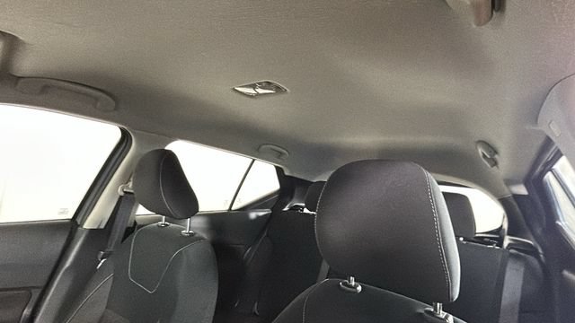 Used 2022 Nissan Kicks SV FWD image 13