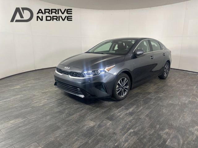 Used 2023 Kia Forte GT-Line image 1