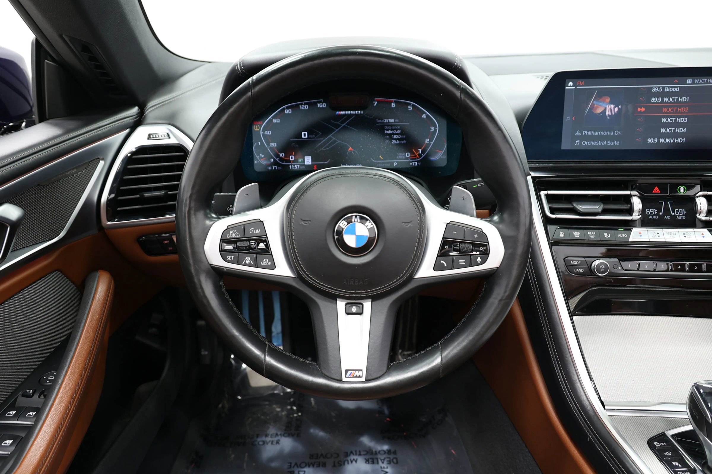 Used 2022 BMW M850i xDrive Convertible image 26