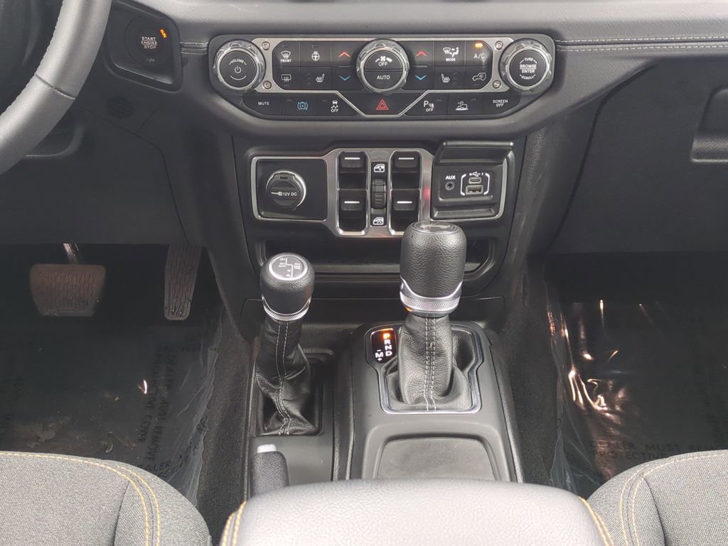 Used 2025 Jeep Wrangler Sahara 4xe w/ Safety Group image 20