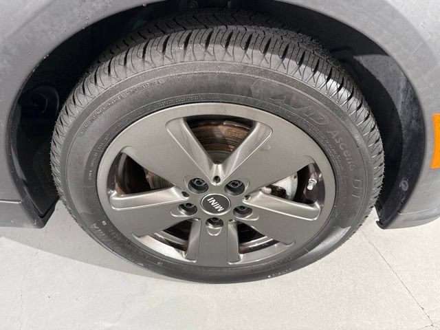 Used 2022 MINI Cooper 2-Door Hardtop FWD image 14