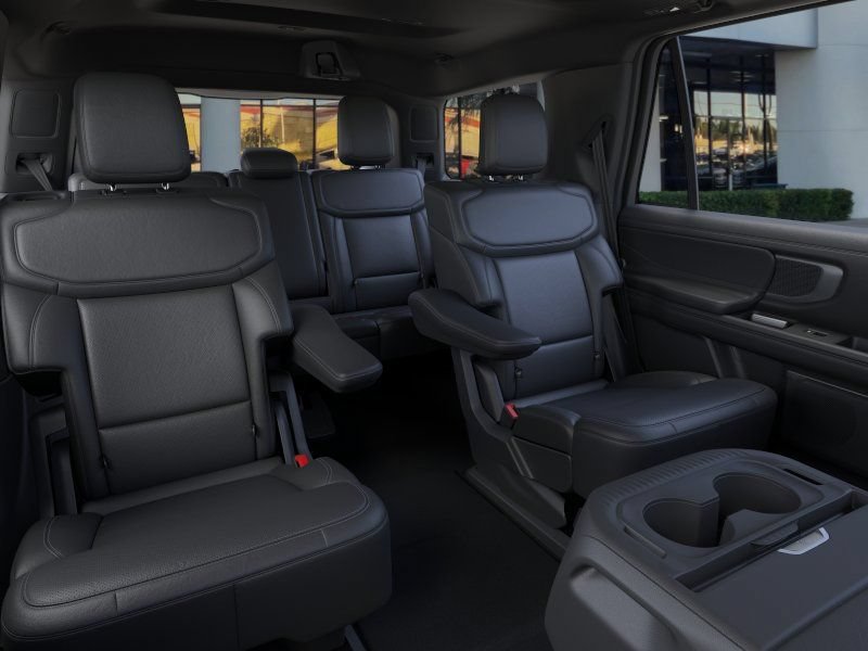 New 2026 Ford Expedition Platinum w/ Stealth Appearance Package AWD/4WD image 11