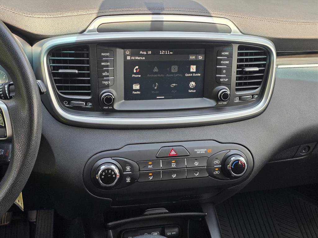 Used 2019 Kia Sorento L FWD image 16