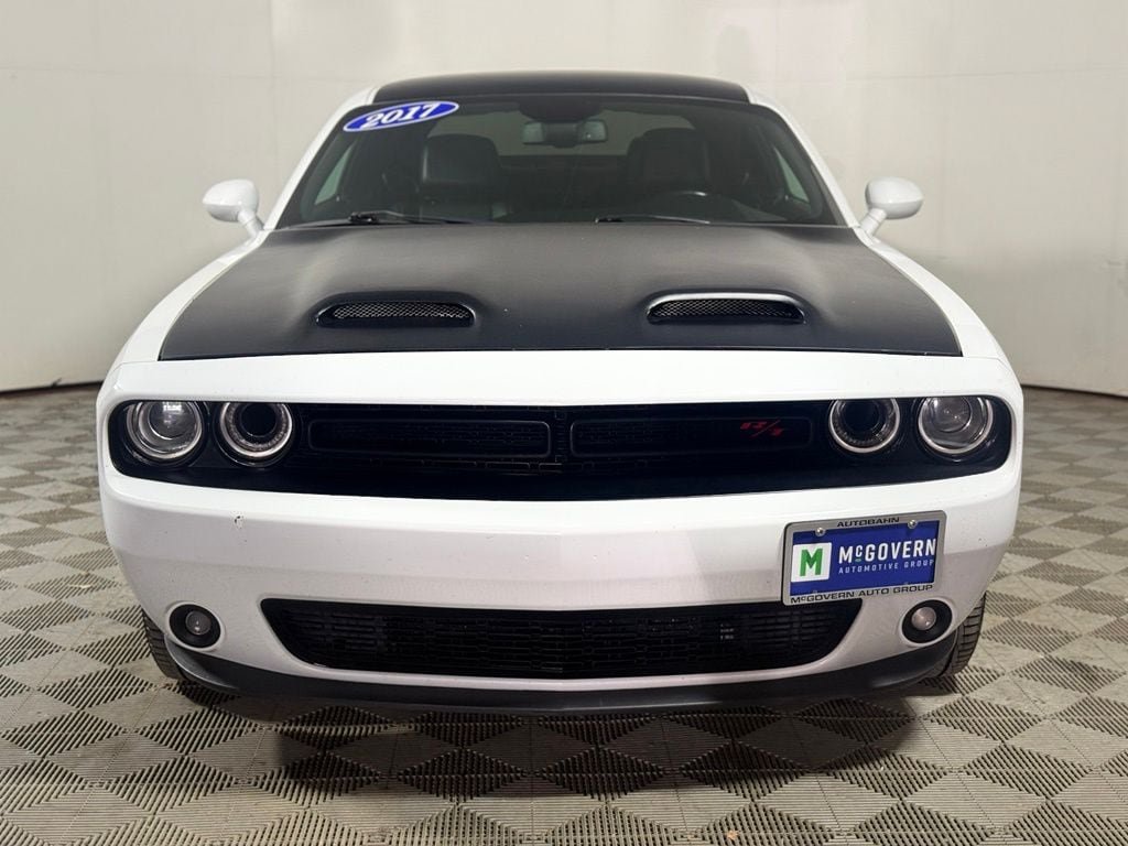 Used 2017 Dodge Challenger R/T Plus RWD image 10