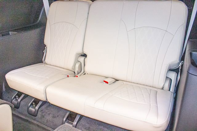 Used 2022 Buick Enclave Avenir w/ Avenir Technology Package image 20