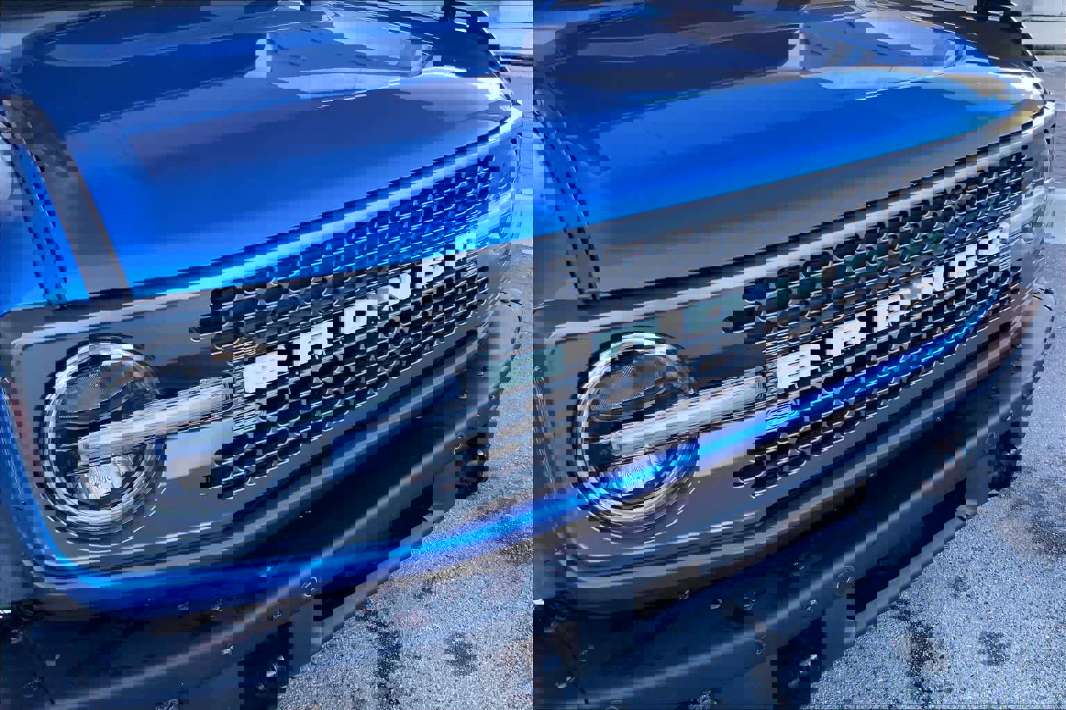 Used 2024 Ford Bronco Badlands image 32