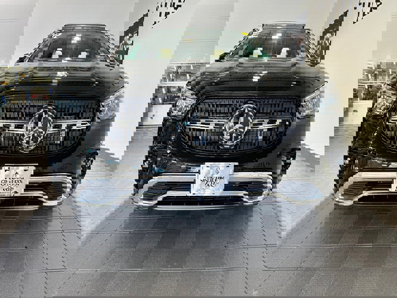 Certified 2025 Mercedes-Benz GLA 250 4MATIC w/ Exclusive Package image 2