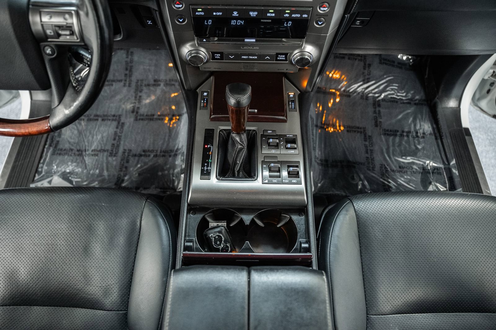 Used 2017 Lexus GX 460 Luxury w/ Sport Design Package image 34