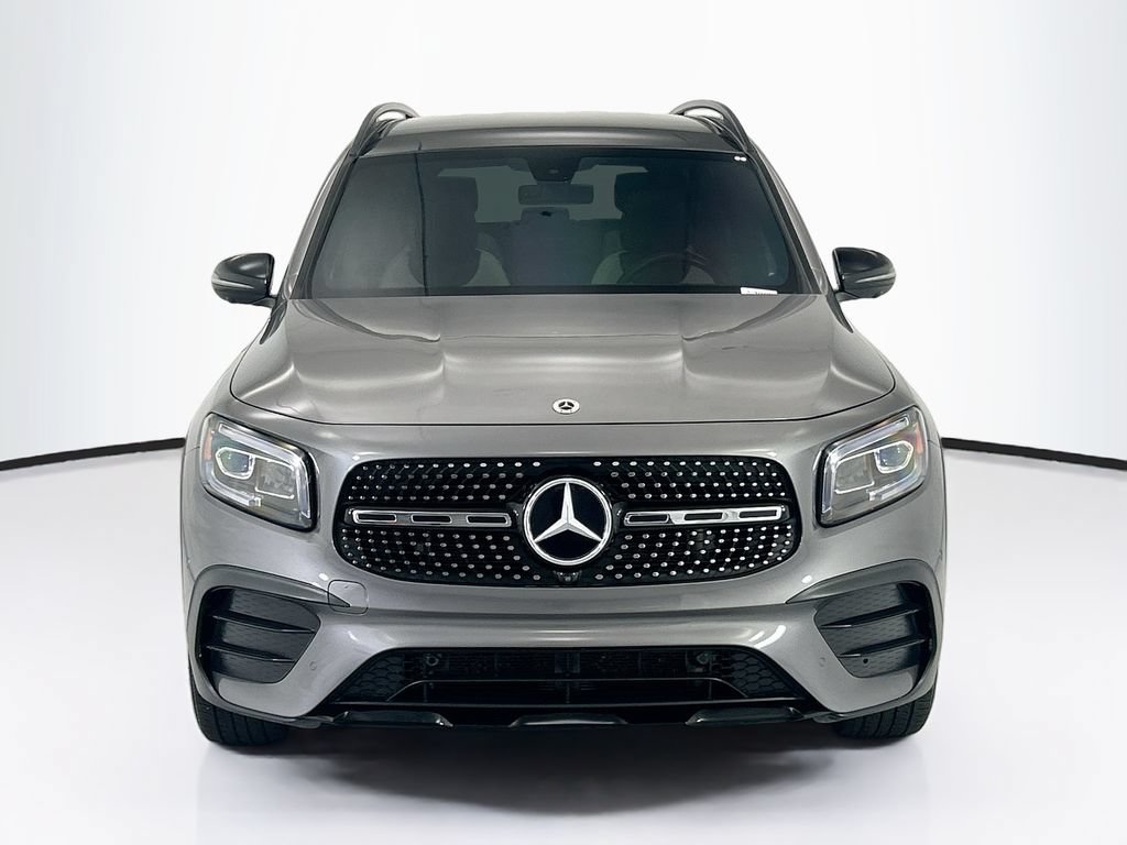 Used 2021 Mercedes-Benz GLB 250 image 2