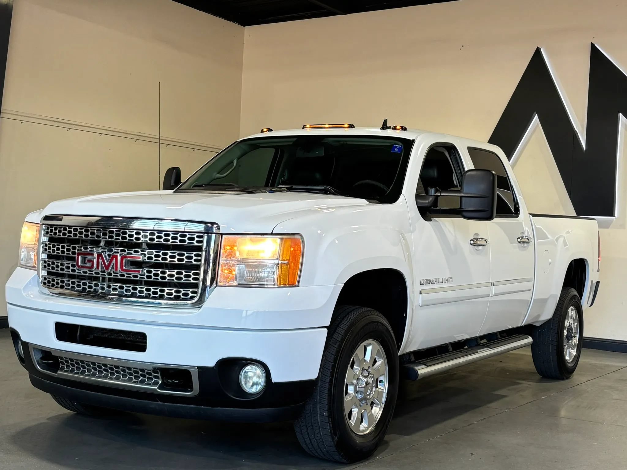 Used 2011 GMC Sierra 3500 Denali AWD/4WD image 1