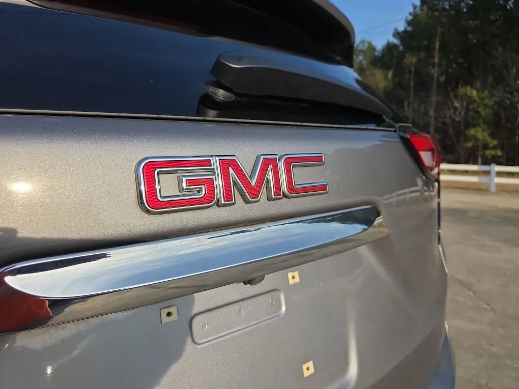Used 2018 GMC Terrain SLE image 10