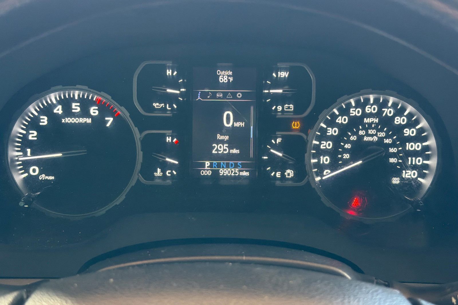 Used 2018 Toyota Tundra SR5 w/ TRD Off Road Package image 22